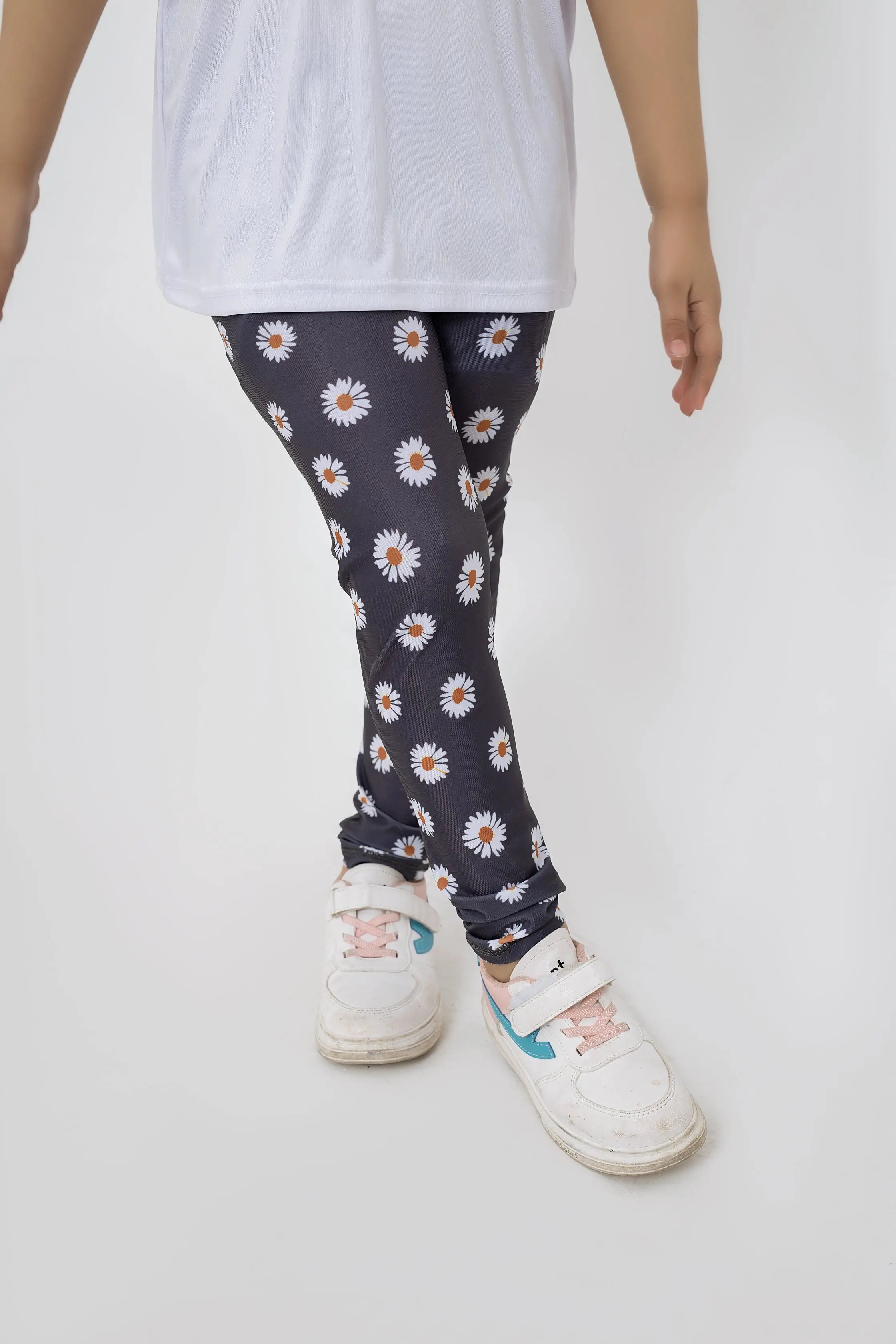 LB-Black Leggings with White Floral Design LookBuy247