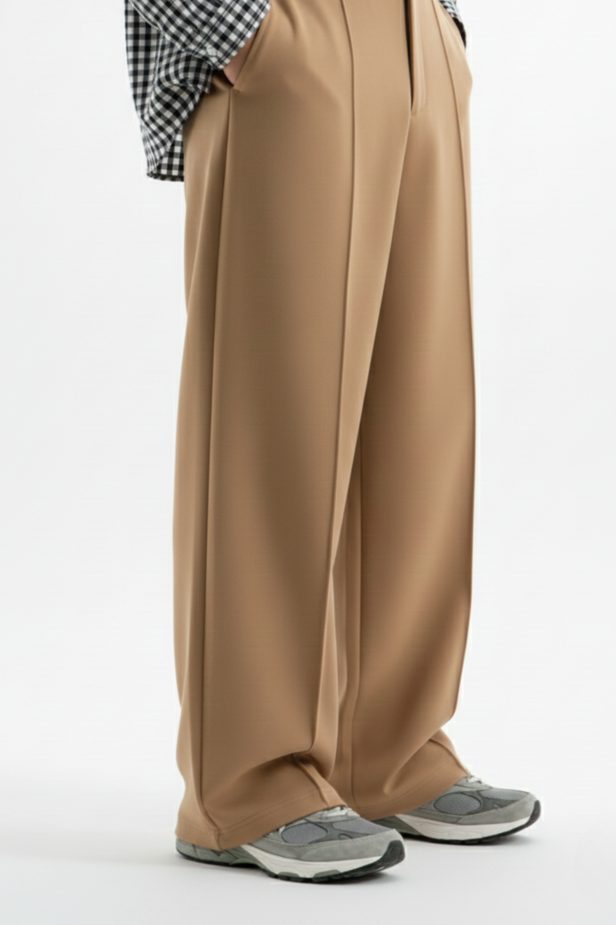 Men’s Relaxed Fit Trouser – Camel D3