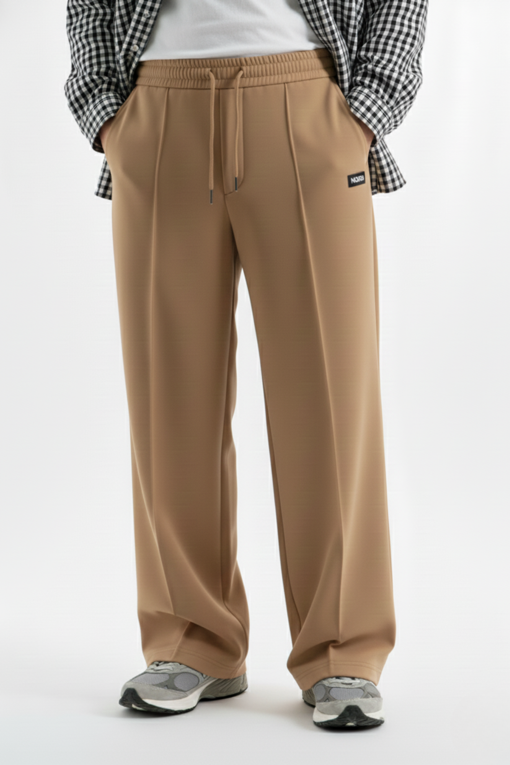 Men’s Relaxed Fit Trouser – Camel D3