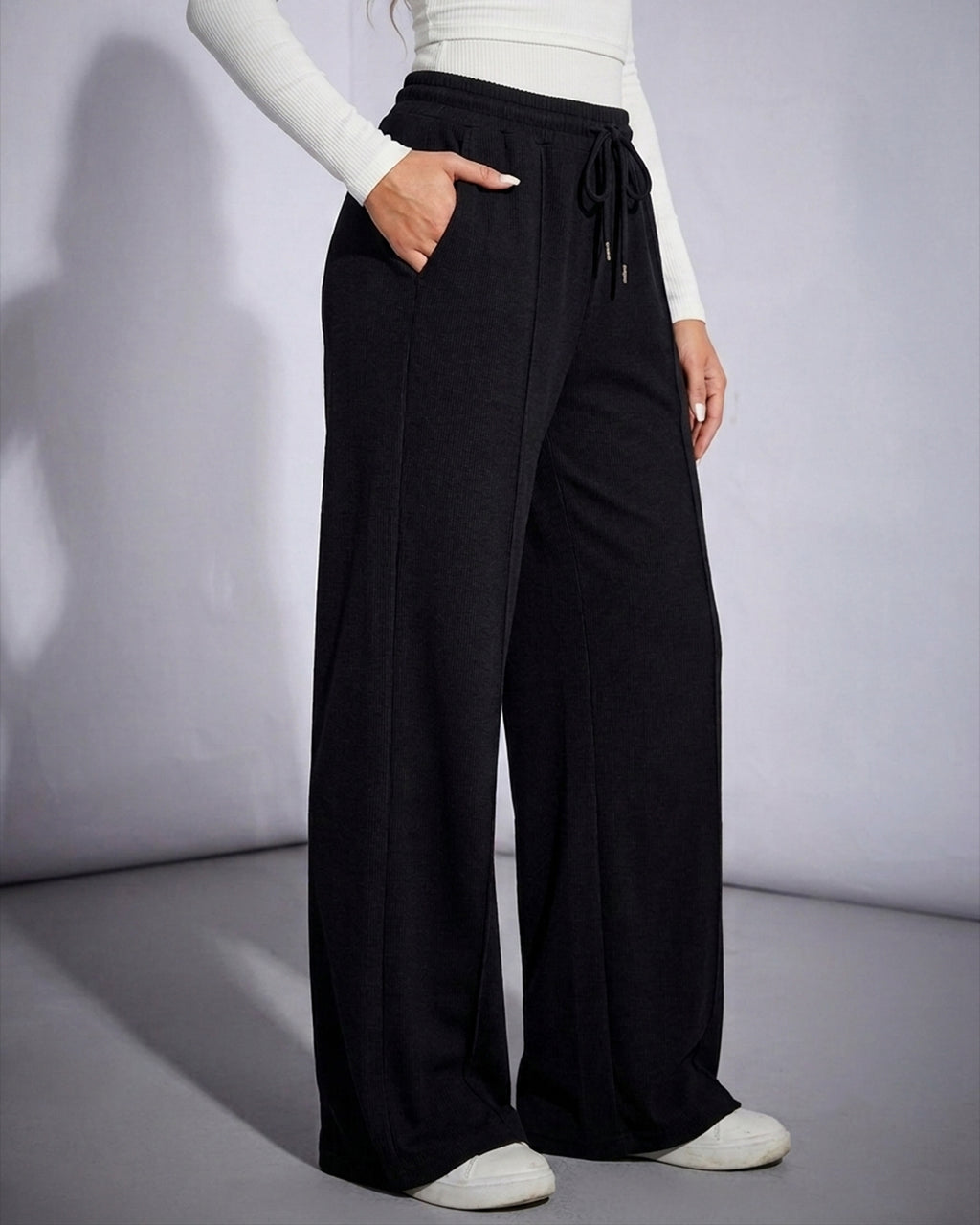 Relaxed Fit Lounge Trousers – Black J2