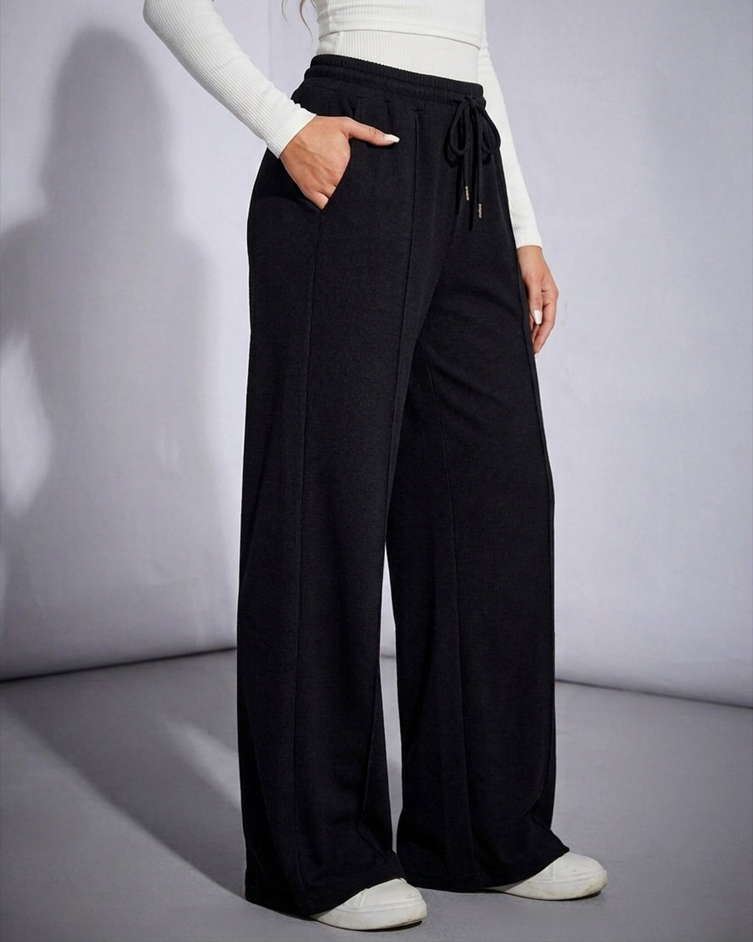 Relaxed Fit Lounge Trousers – Black J2