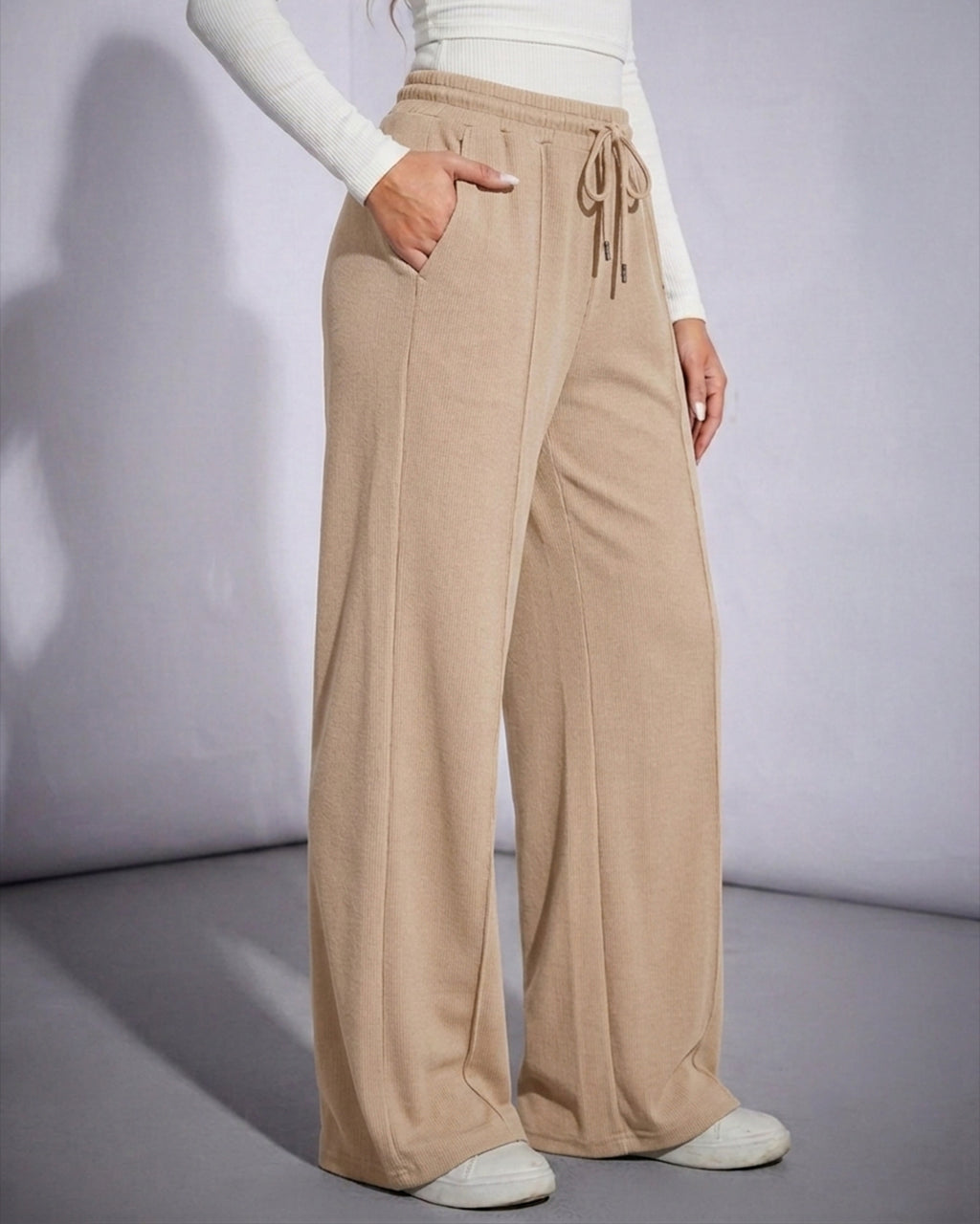 Relaxed Fit Lounge Trousers – Beige J3
