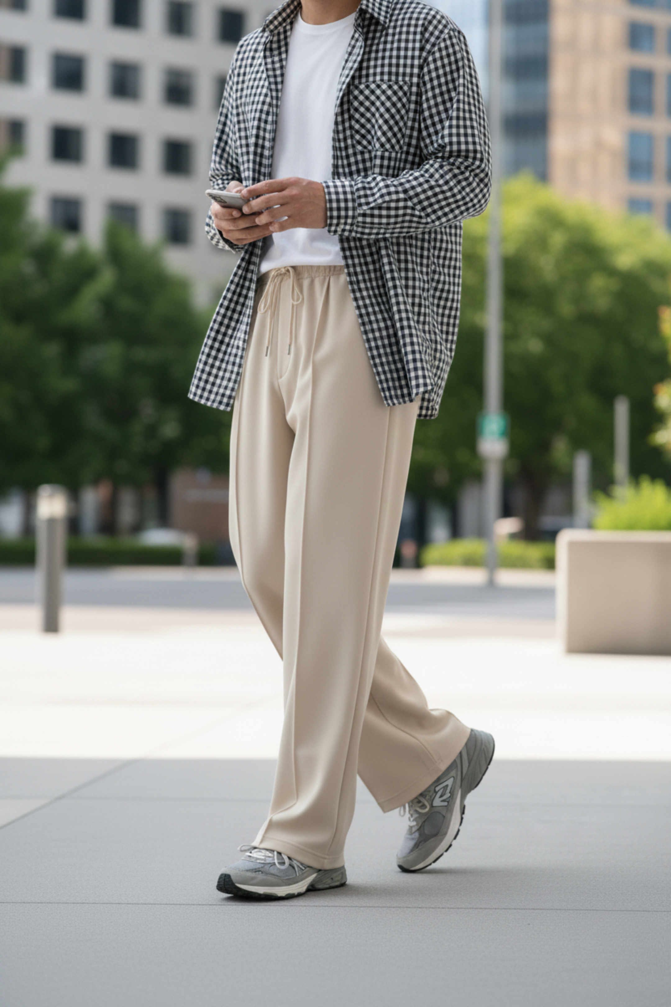 Men’s Relaxed Fit Trouser – Off White D2