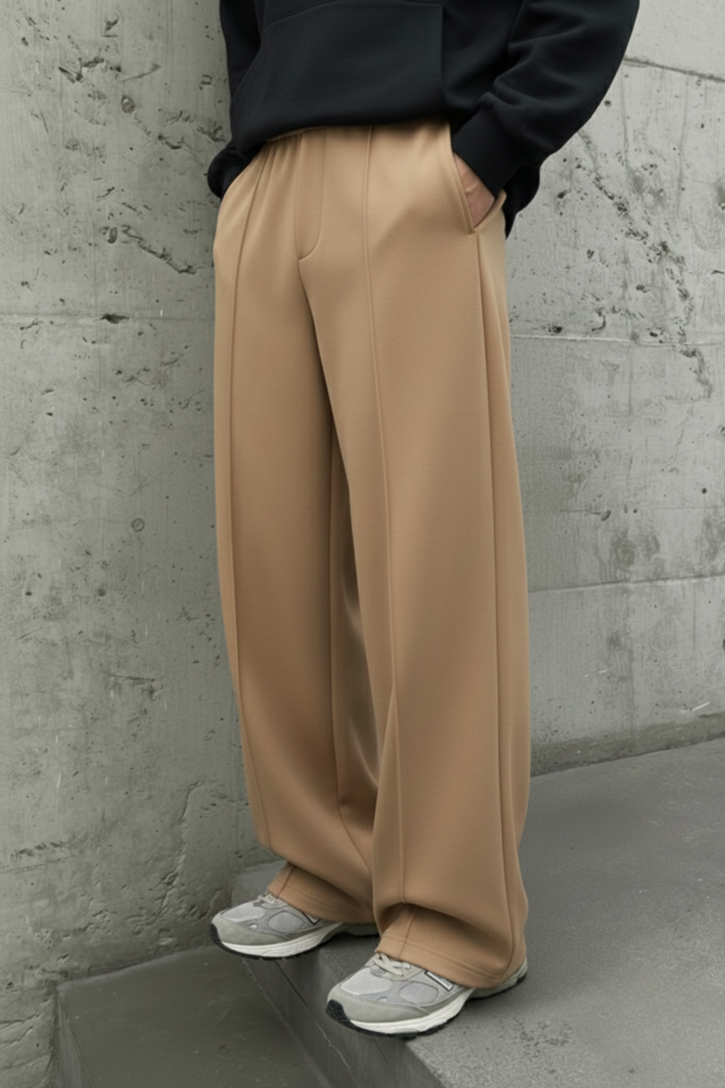 Men’s Relaxed Fit Trouser – Camel D3