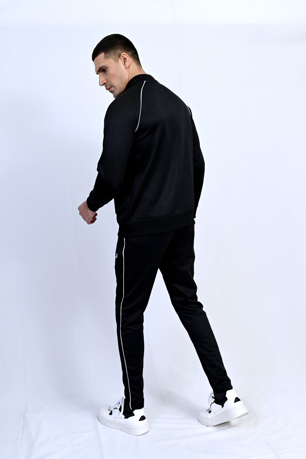 Chill Runner Tracksuit