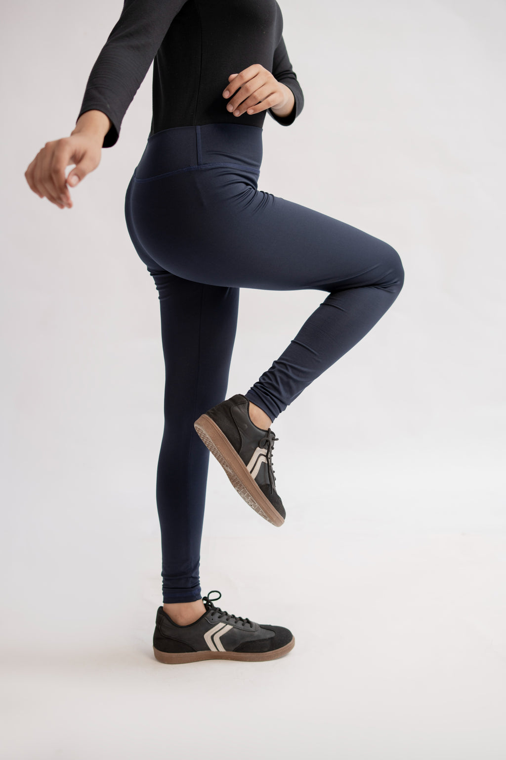 LB-Stylish Navy Blue Tights E4 | Premium Sports & Casual Leggings for Ladies