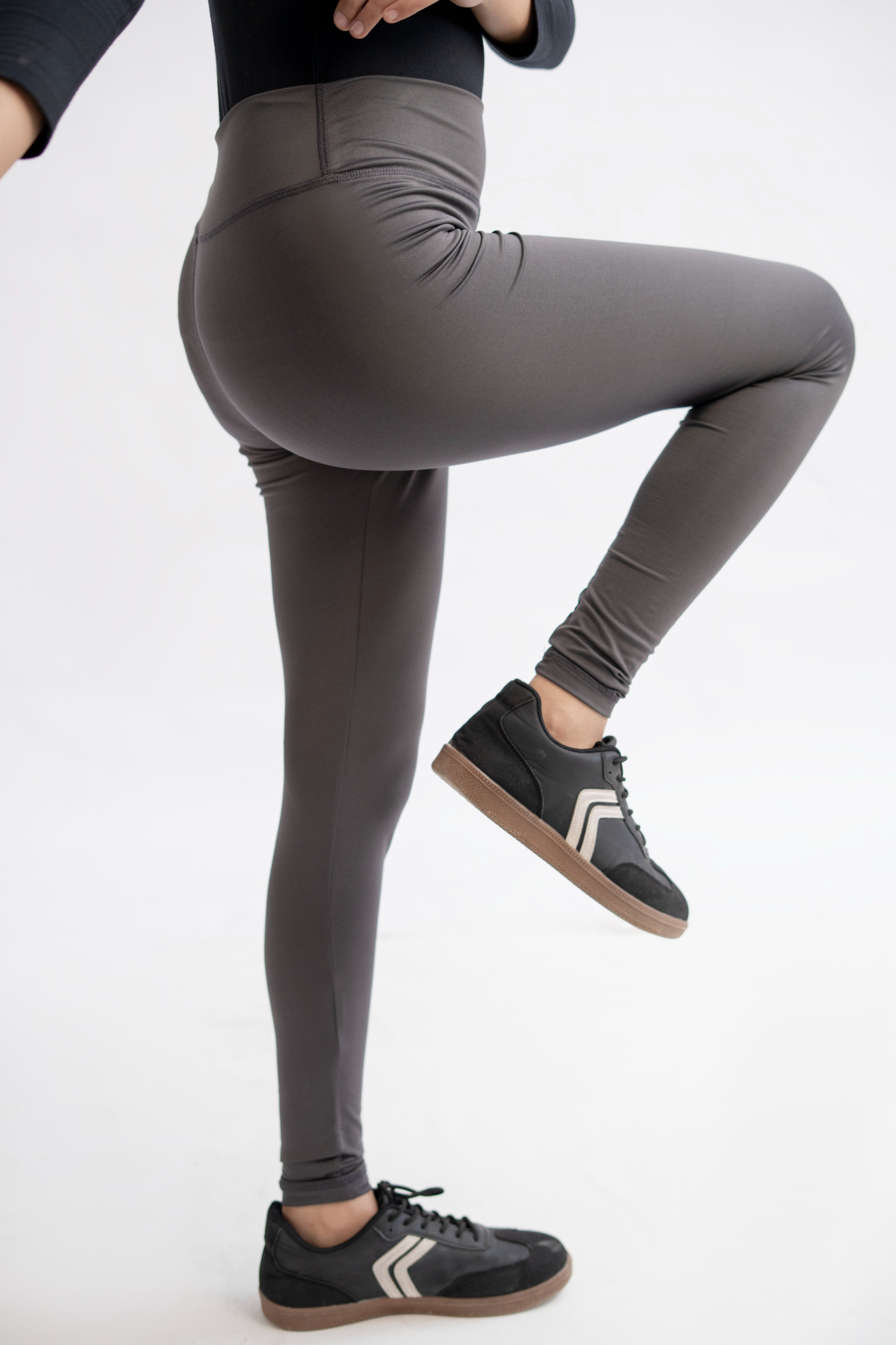 LB-Stylish Charcoal Gray Tights E3 | Premium Sports & Casual Leggings for Ladies