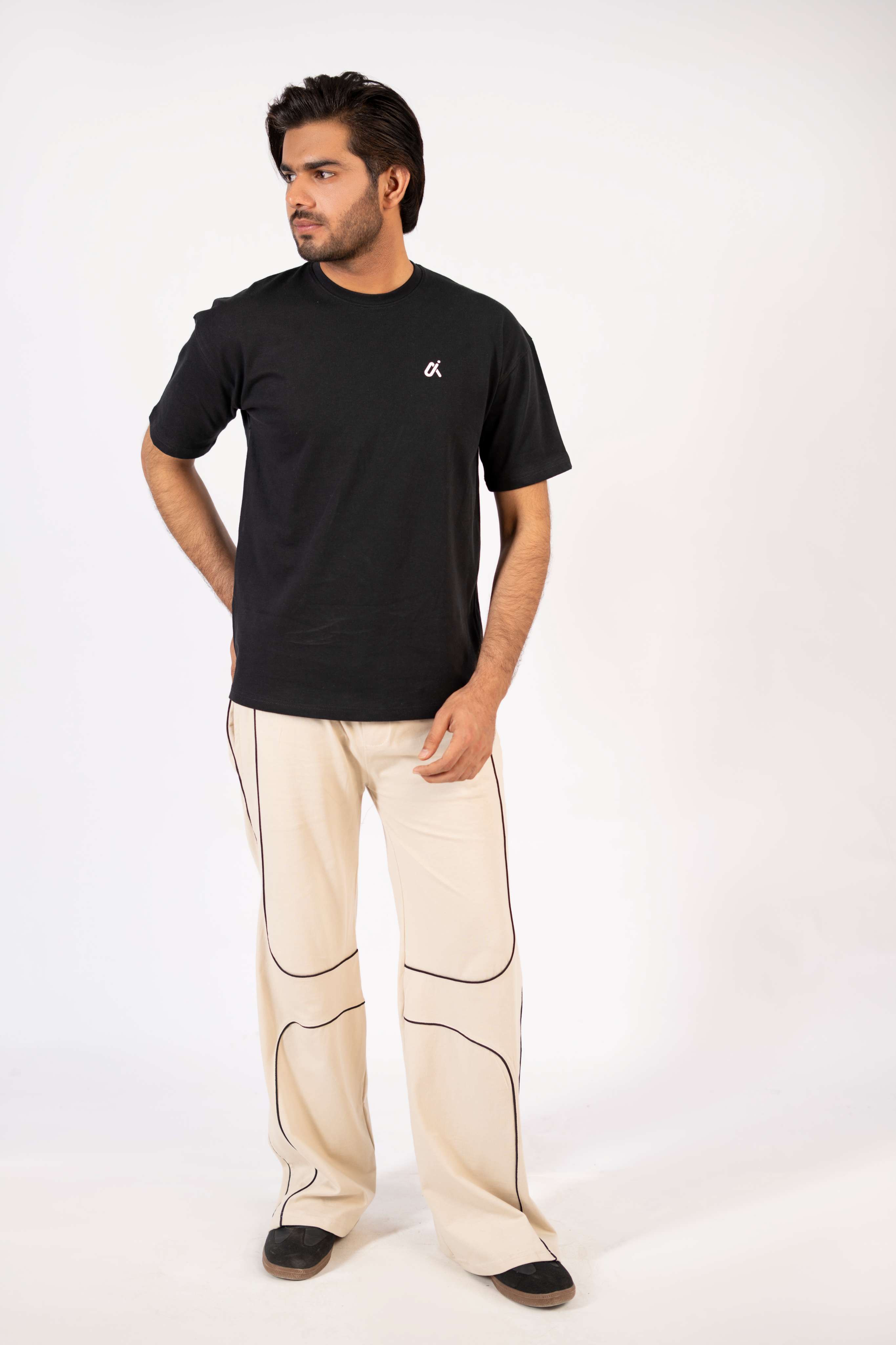Essential Performance T-Shirt – Black T9