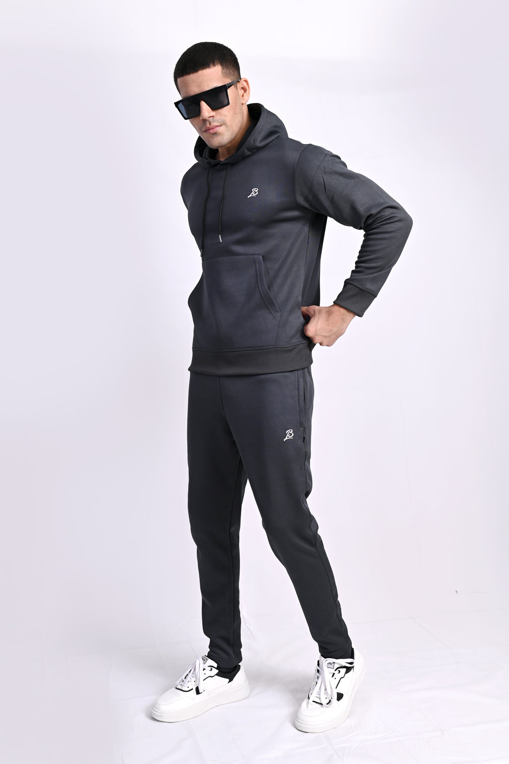 Men’s athletic winter tracksuit